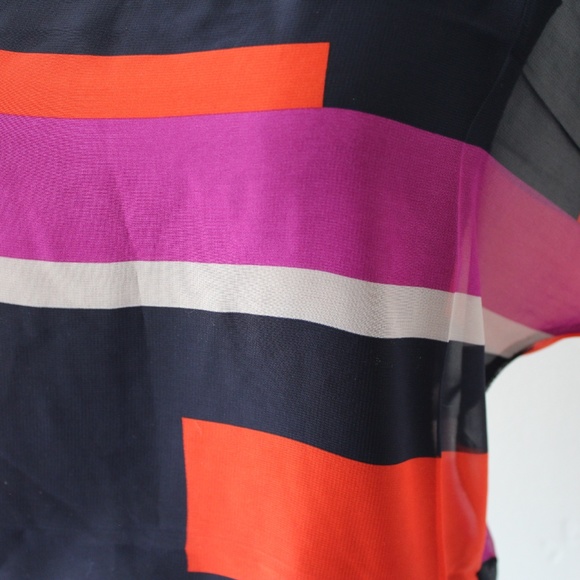 🆕 Striped Chiffon Blouse - Picture 4 of 8